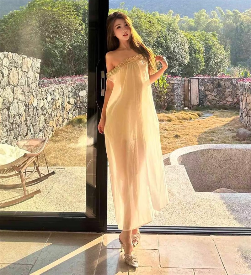 美貌模特性感连衣裙照片精选