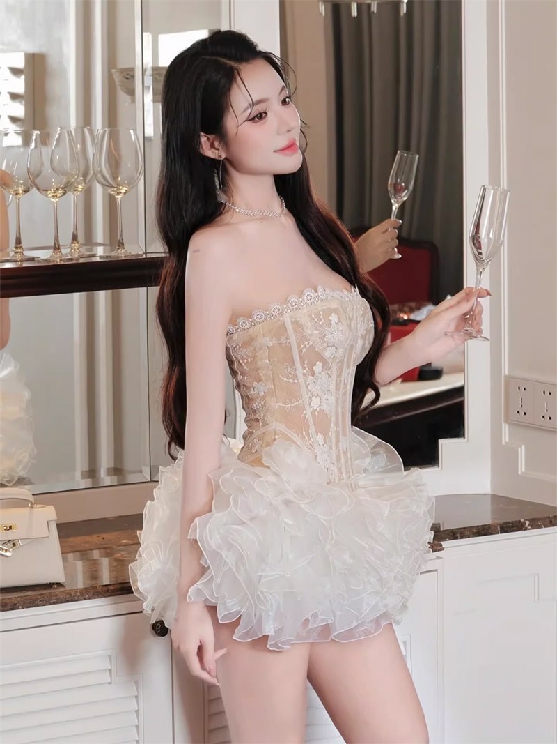 靓丽网红性感连衣裙原图