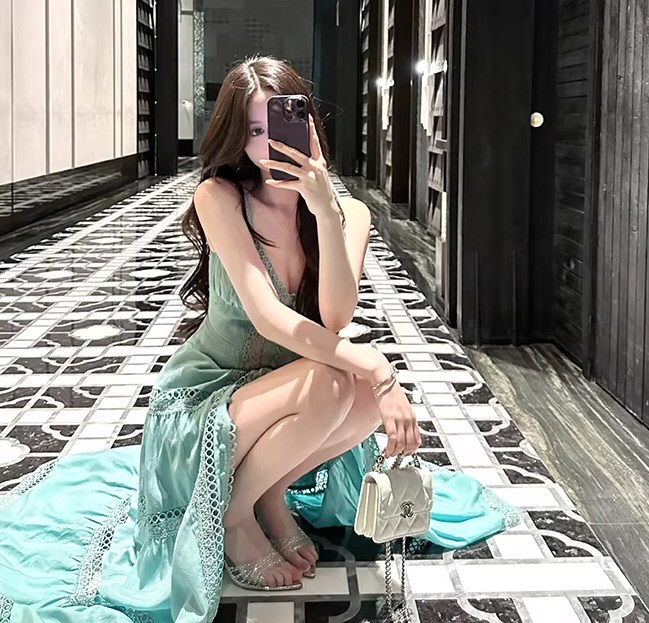 美丽网红性感连衣裙照片