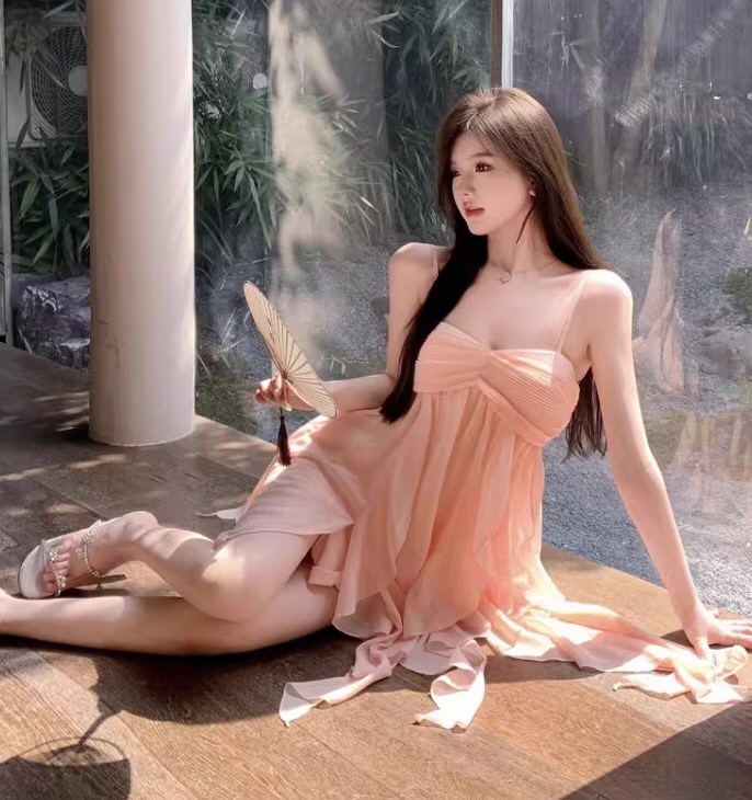 靓丽女神性感连衣裙套图