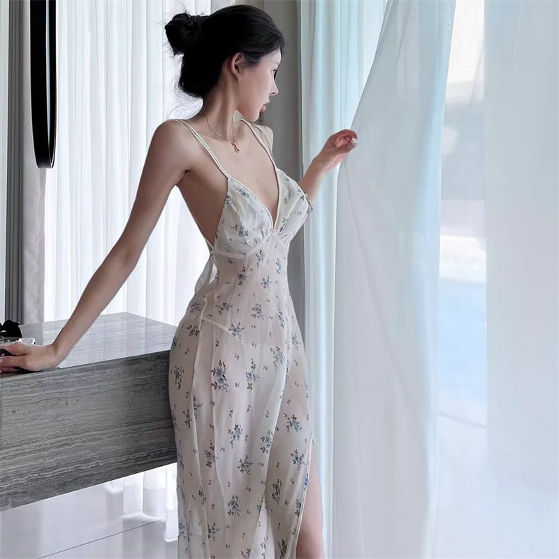 靓丽淘女郎性感连衣裙原图