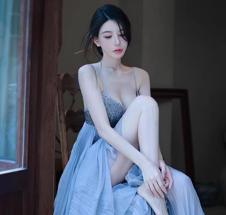 可爱美女性感连衣裙图集