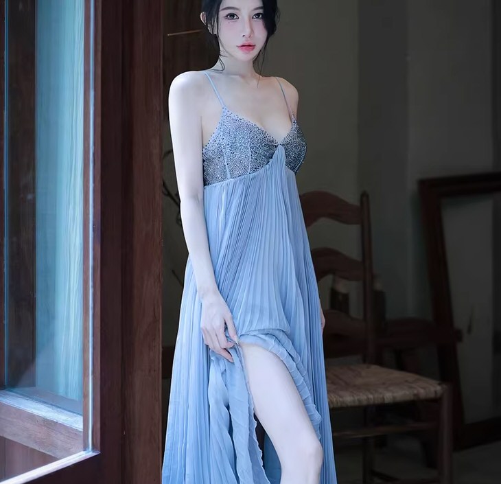 可爱美女性感连衣裙图集