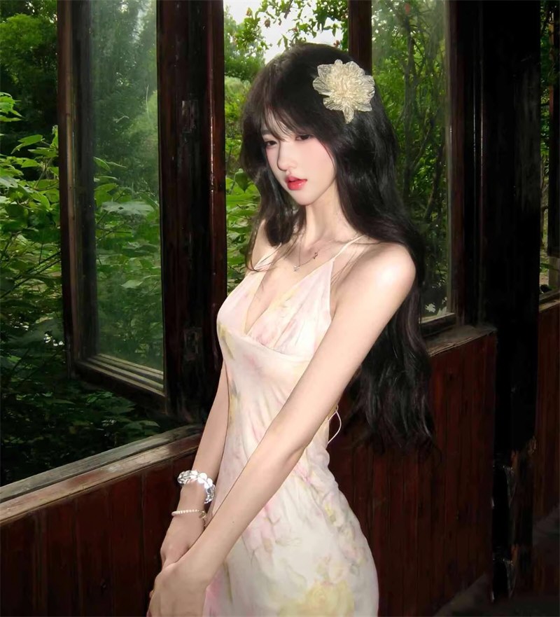 妖艳御姐性感连衣裙相册