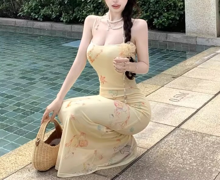 妖艳美女性感连衣裙图片全集