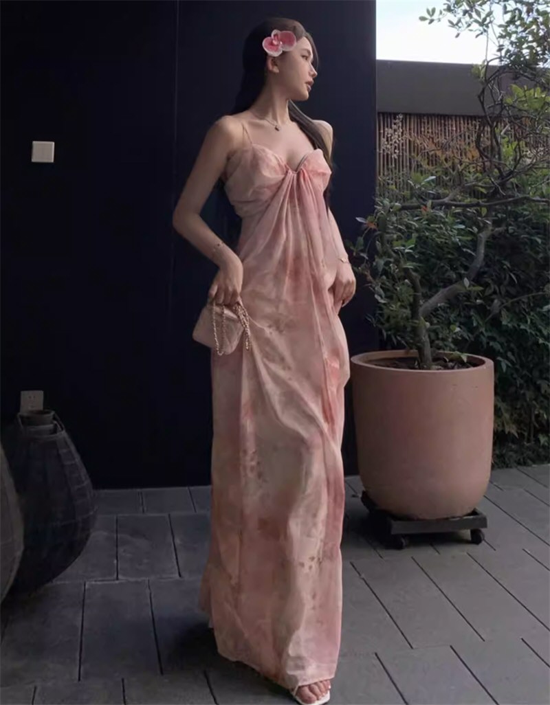 丰满嫩模情趣睡衣图集