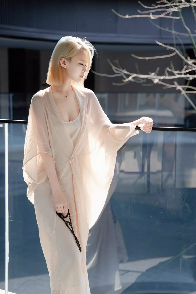 妩媚网红性感连衣裙套图