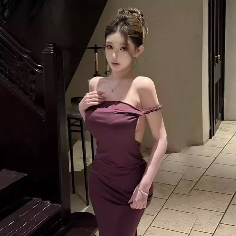 诱人御姐性感连衣裙照片