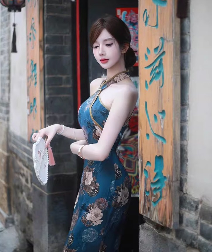 美丽美女性感紧身连衣裙套图