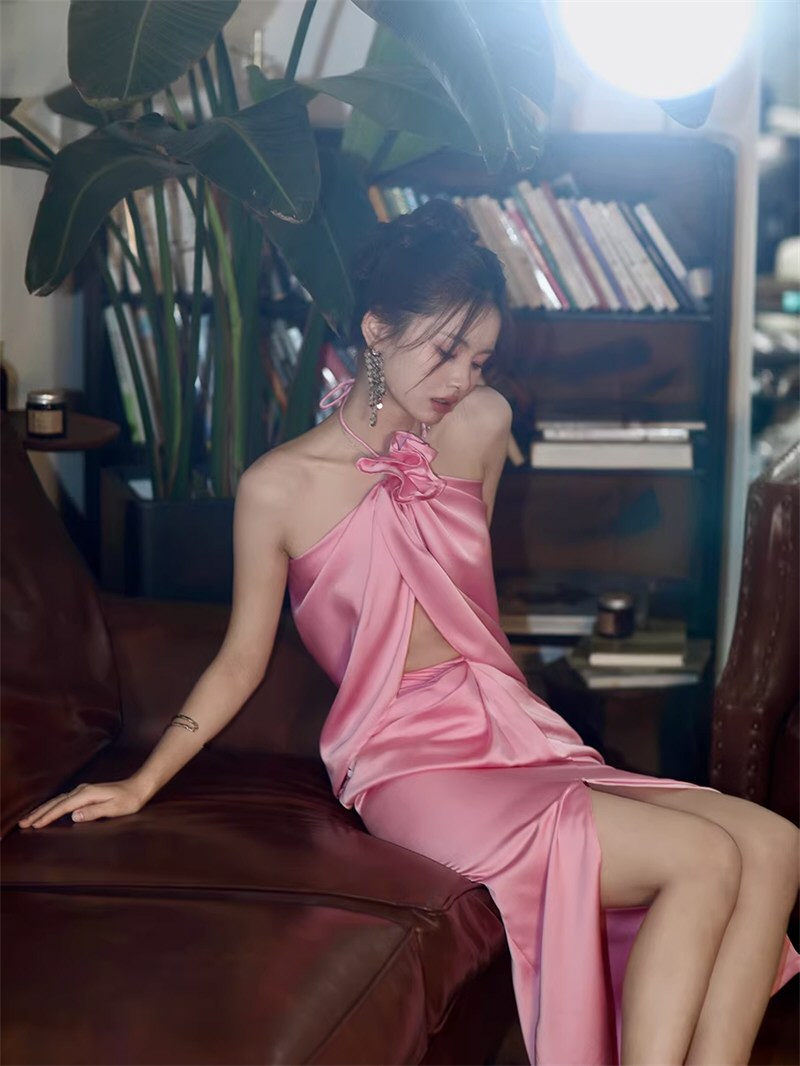 丰满淘女郎性感连衣裙图集