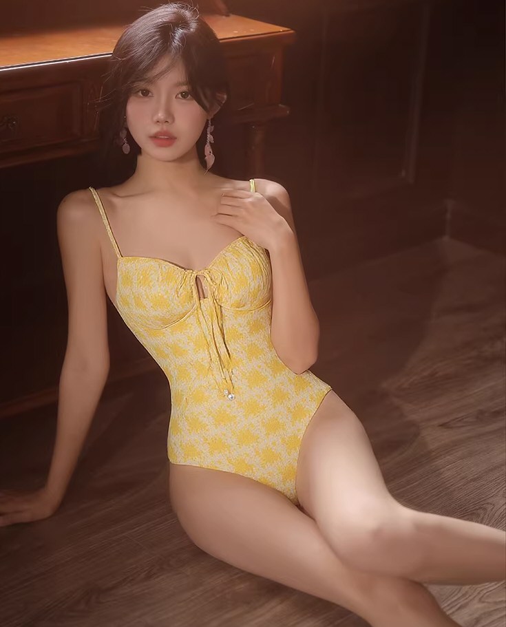 美貌尤物性感连衣裙私拍