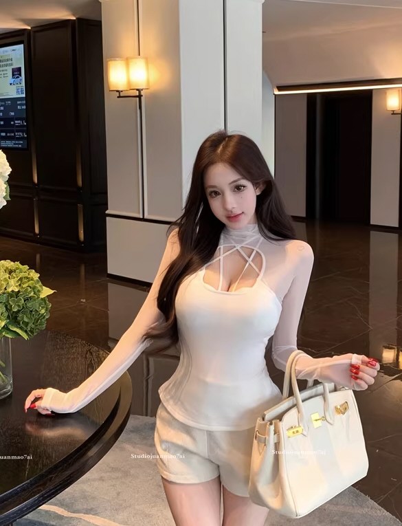 白嫩嫩模情趣内衣照全集