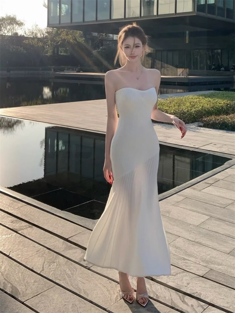 妩媚女神性感连衣裙照片