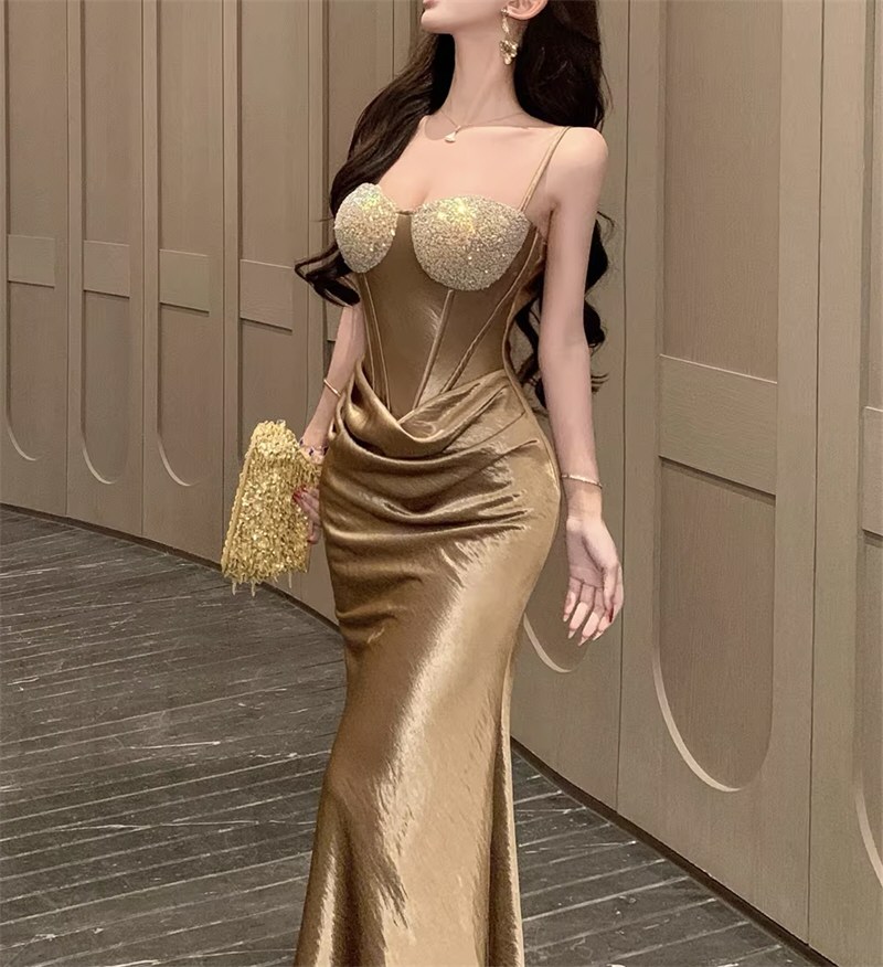 美貌网红性感连衣裙原图