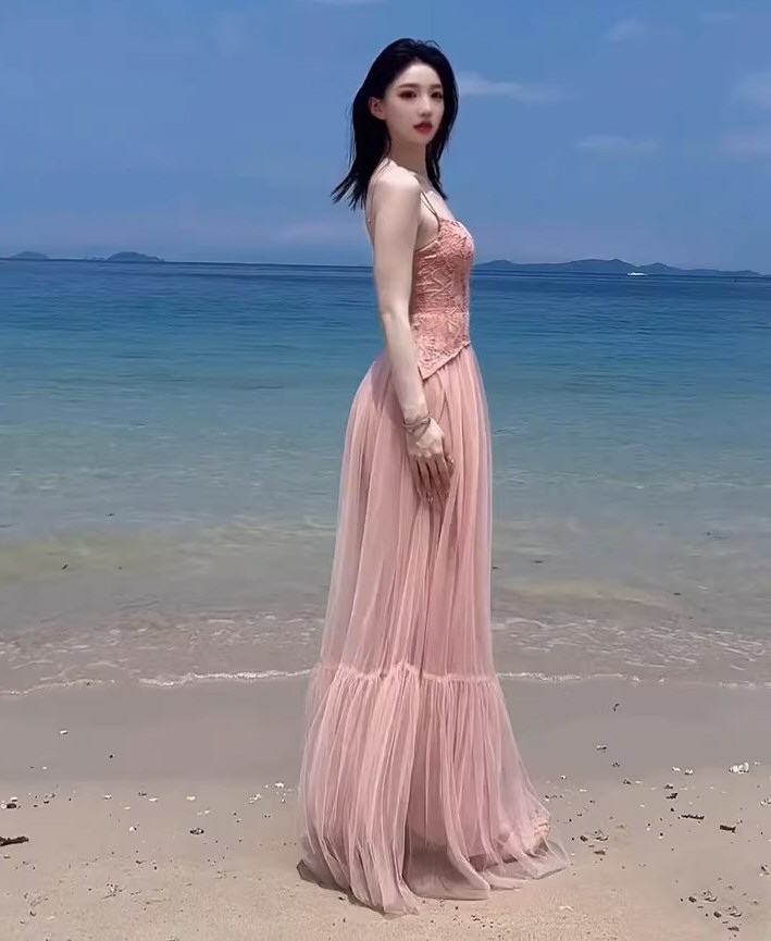 清纯美女性感连衣裙照全集