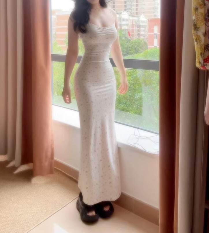 美貌美人性感连衣裙照片