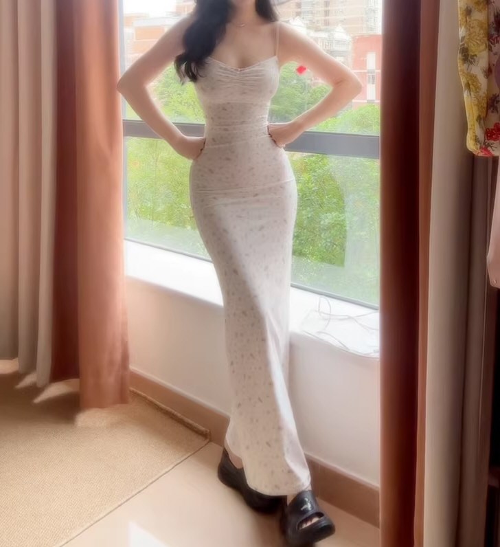 美貌美人性感连衣裙照片