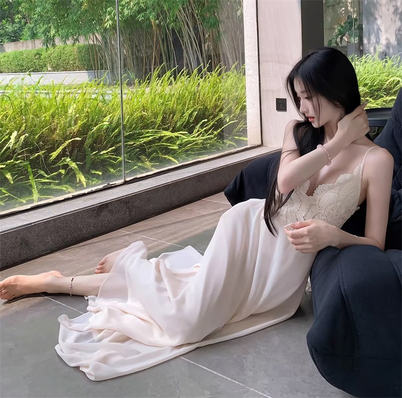 美貌美女性感连衣裙相册精选