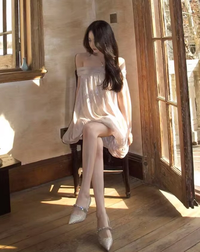 美貌网红性感连衣裙精选套图