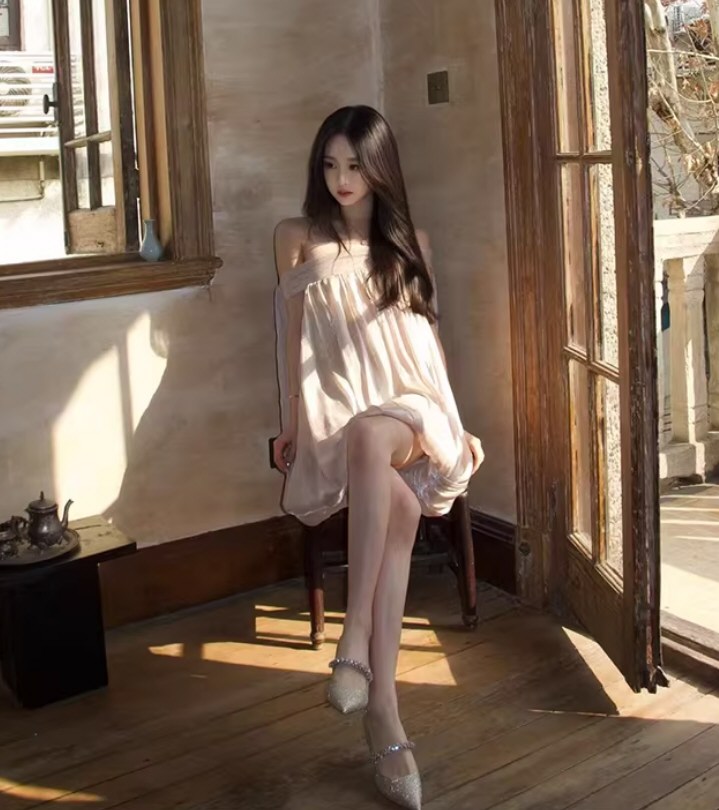 美貌网红性感连衣裙精选套图