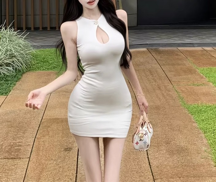 诱人御姐性感连衣裙写真