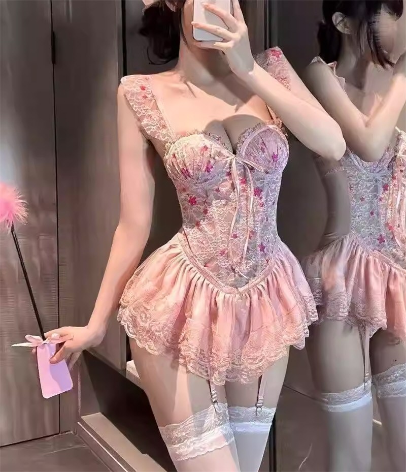 妩媚嫩模性感连衣裙图集