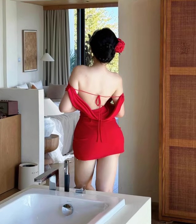 极品少女性感连衣裙相册精选