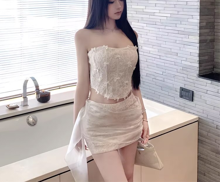 美貌嫩模性感连衣裙照片