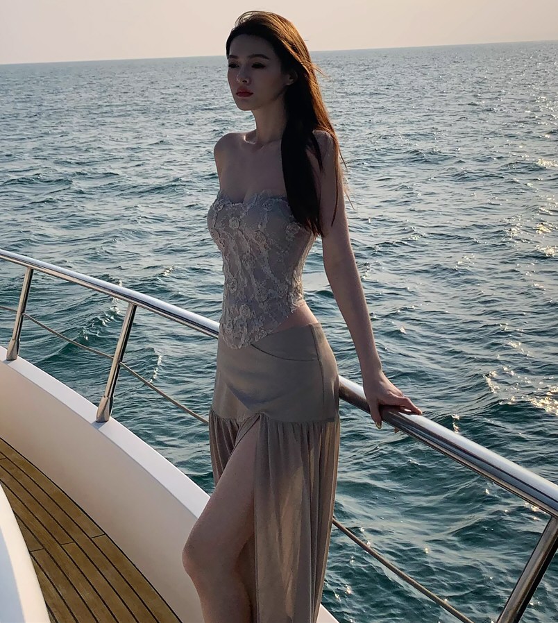 漂亮软妹性感连衣裙相册