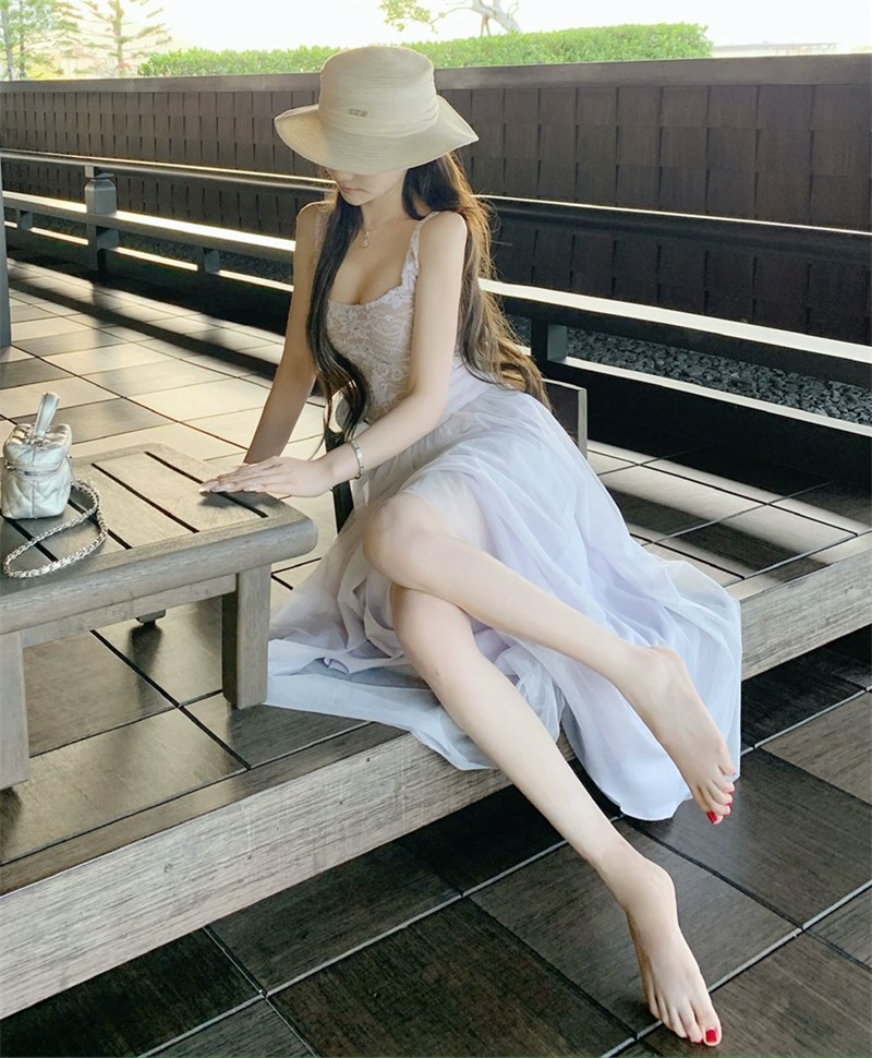 漂亮尤物性感连衣裙照片