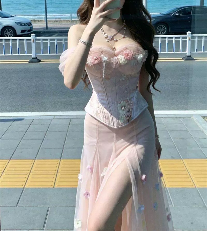 白嫩少女性感连衣裙图集