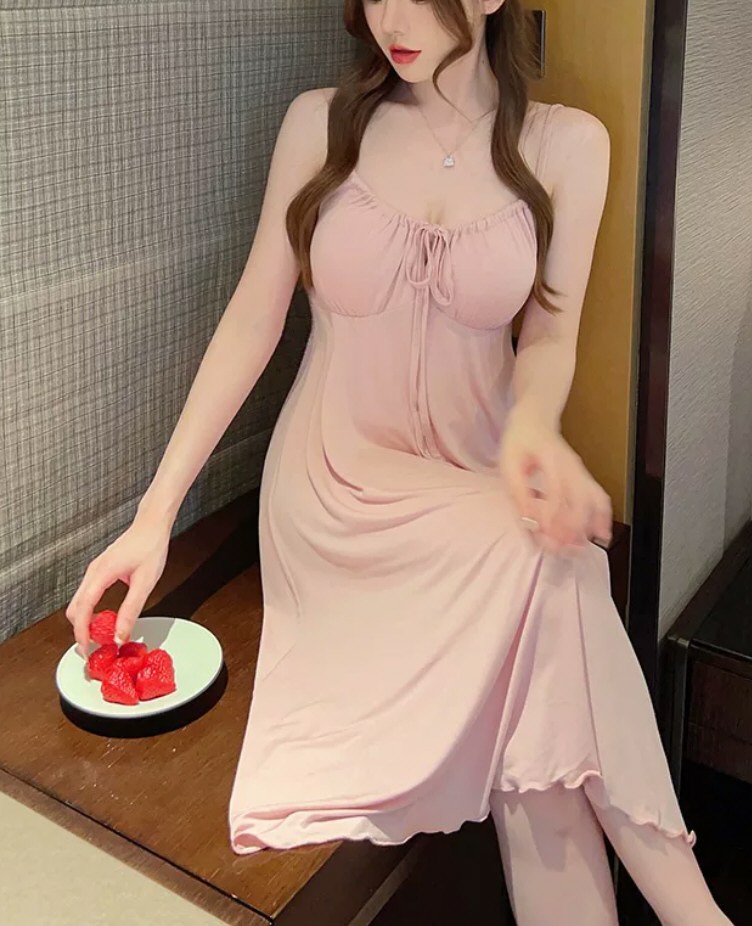 美丽模特性感连衣裙图集福利