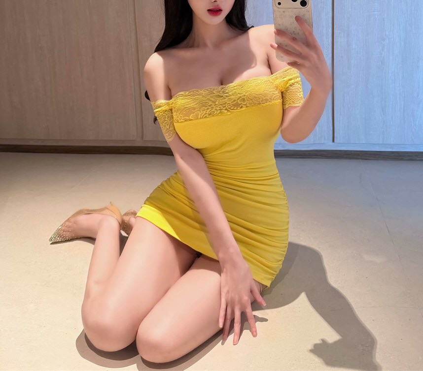 绝色网红性感连衣裙相册