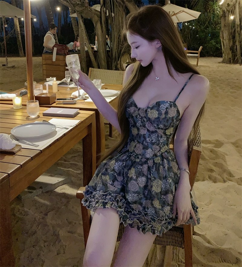 妩媚美人性感连衣裙套图专辑