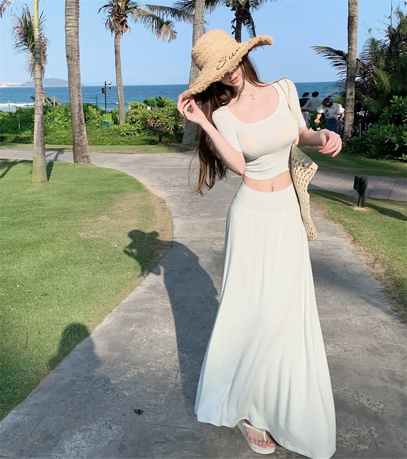 妖艳嫩模性感连衣裙相册精选