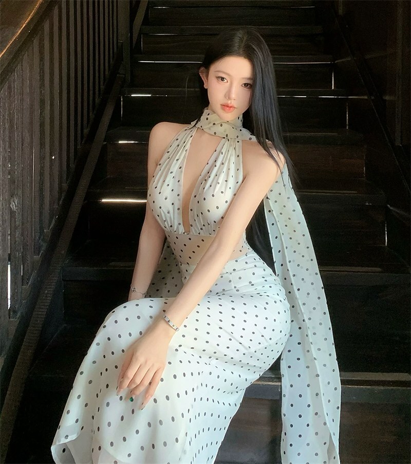 美丽美女性感连衣裙图集