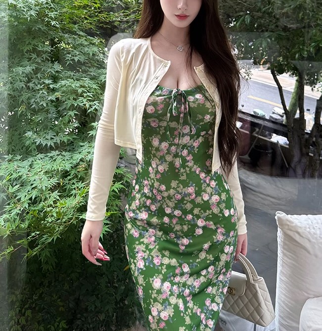 丰腴模特性感连衣裙相册精选