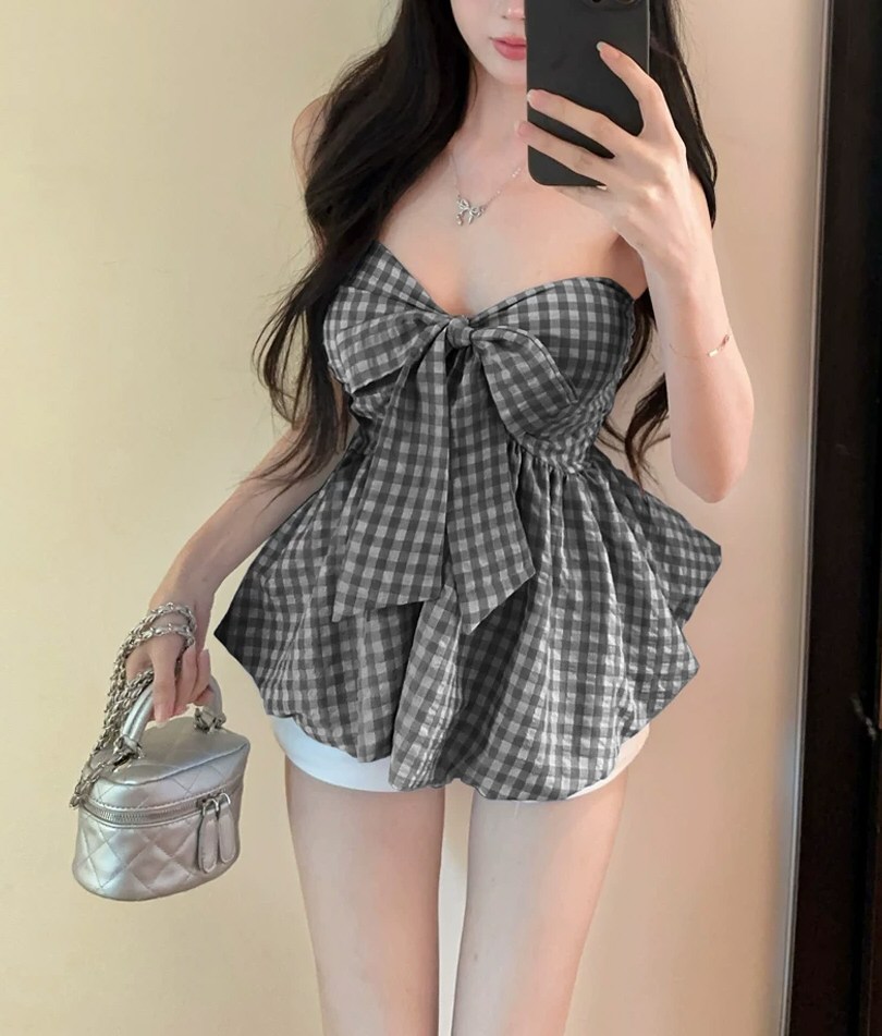 妖艳少女性感连衣裙相册精选