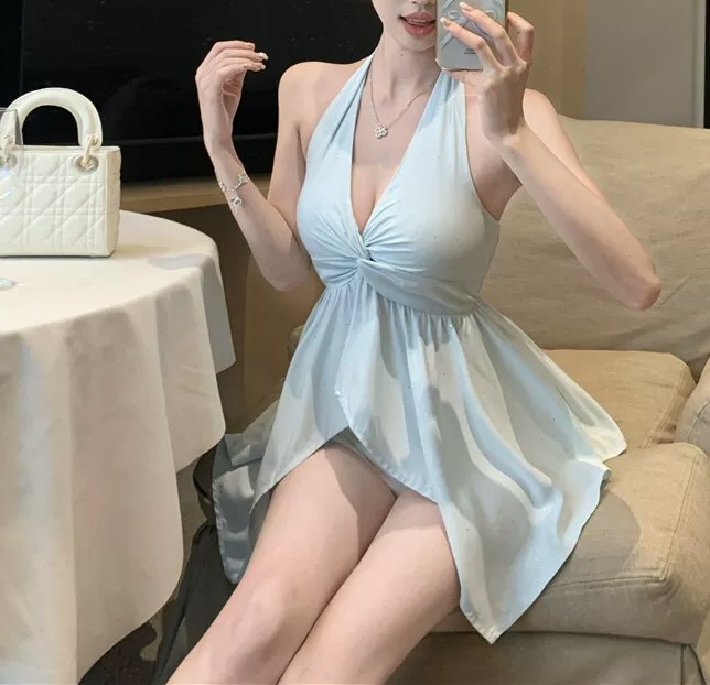 诱人嫩模性感连衣裙图片全集