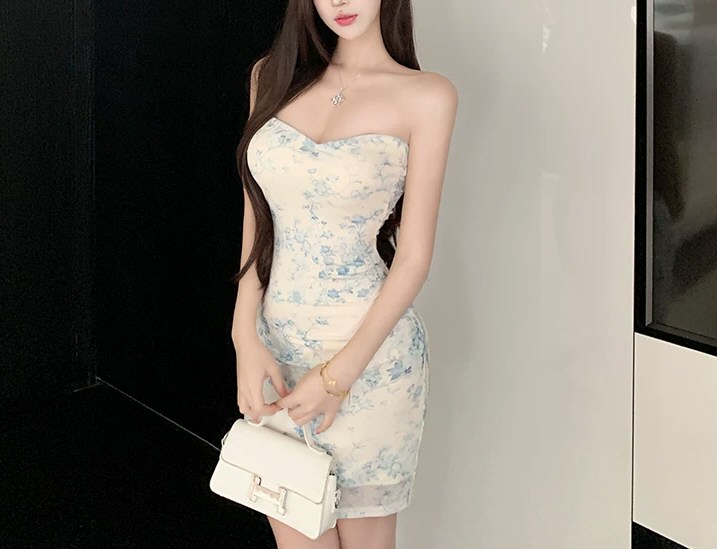 漂亮少女性感连衣裙原图福利