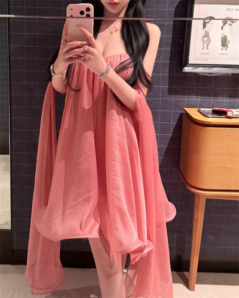 丰腴美女性感连衣裙原图