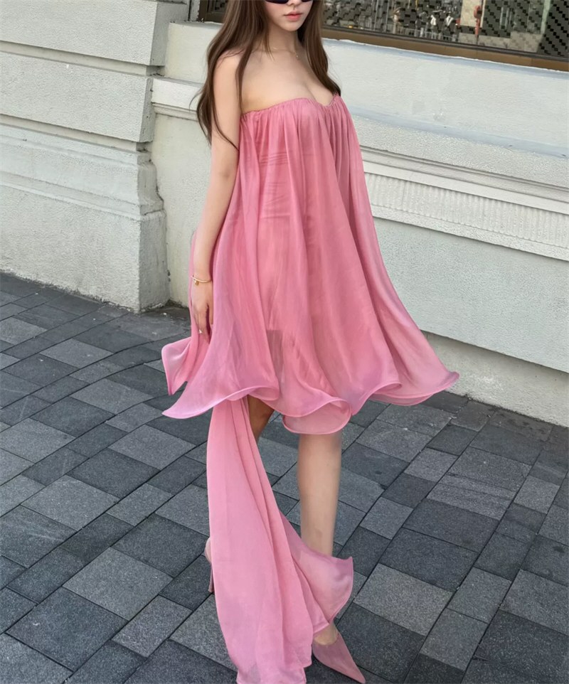 丰腴美女性感连衣裙原图