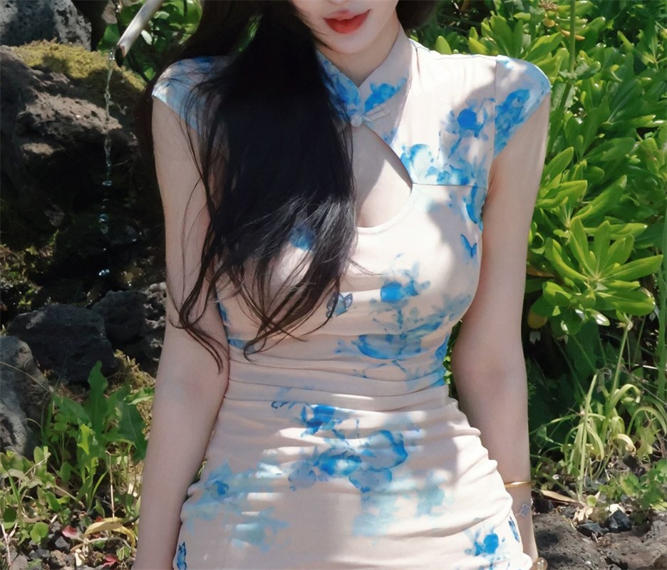 妖艳网红性感连衣裙原图