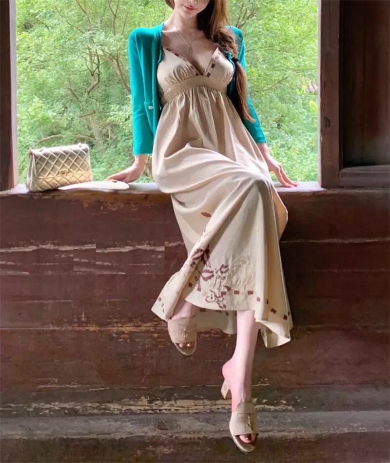 靓丽美人性感连衣裙写真