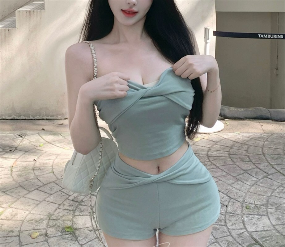 丰满网红性感连衣裙照全集