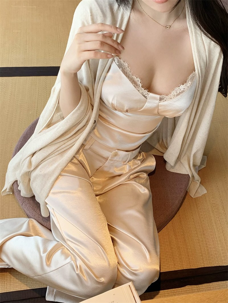 美貌嫩模性感连衣裙图片