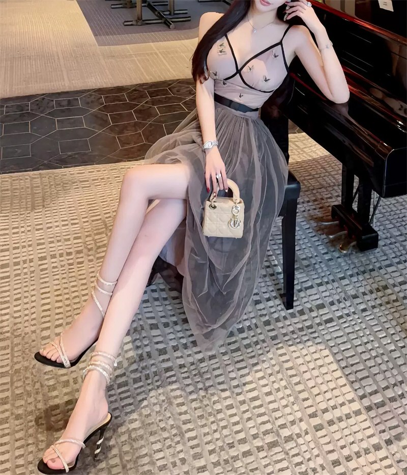 妩媚软妹性感连衣裙相册