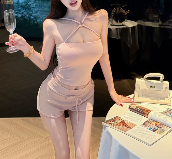 诱人嫩模性感连衣裙原图福利