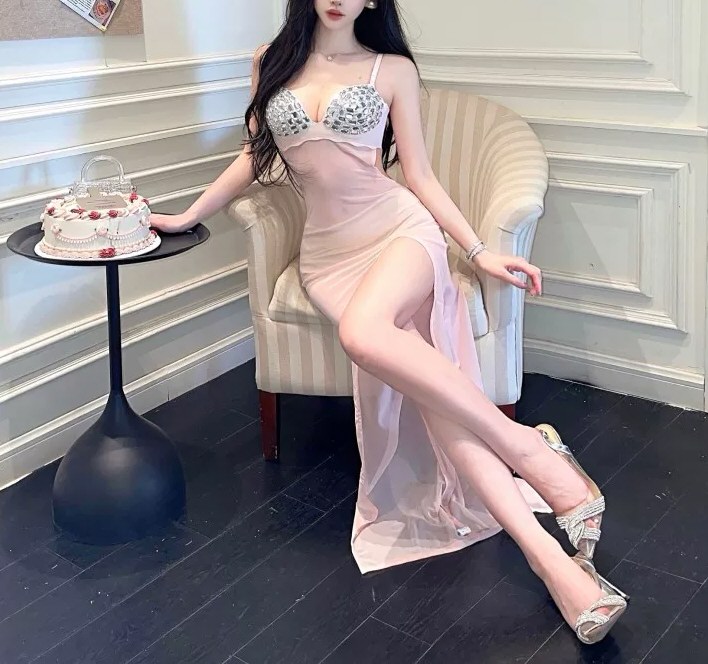 性感女神紧身连衣裙相册