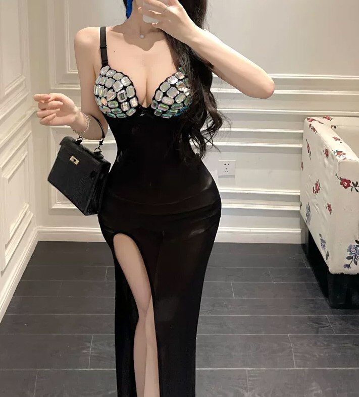 性感女神紧身连衣裙相册